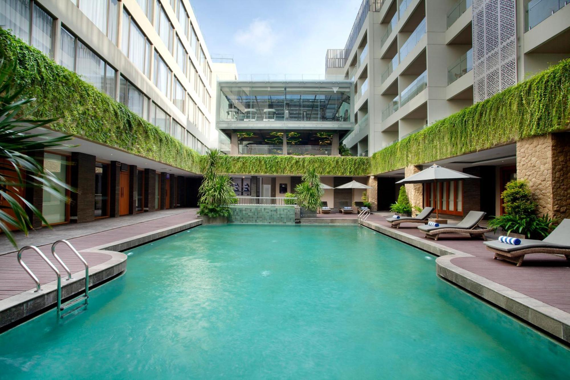 Platinum Hotel Jimbaran Beach Bali Exterior foto