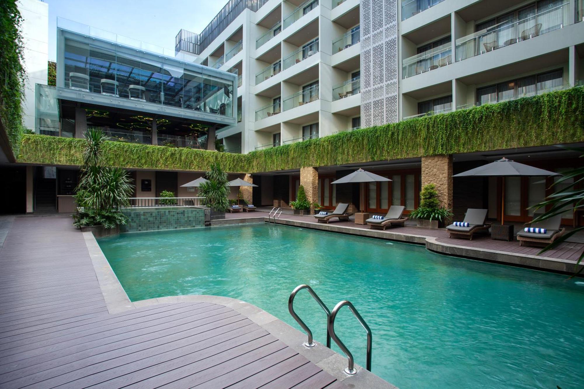 Platinum Hotel Jimbaran Beach Bali Exterior foto