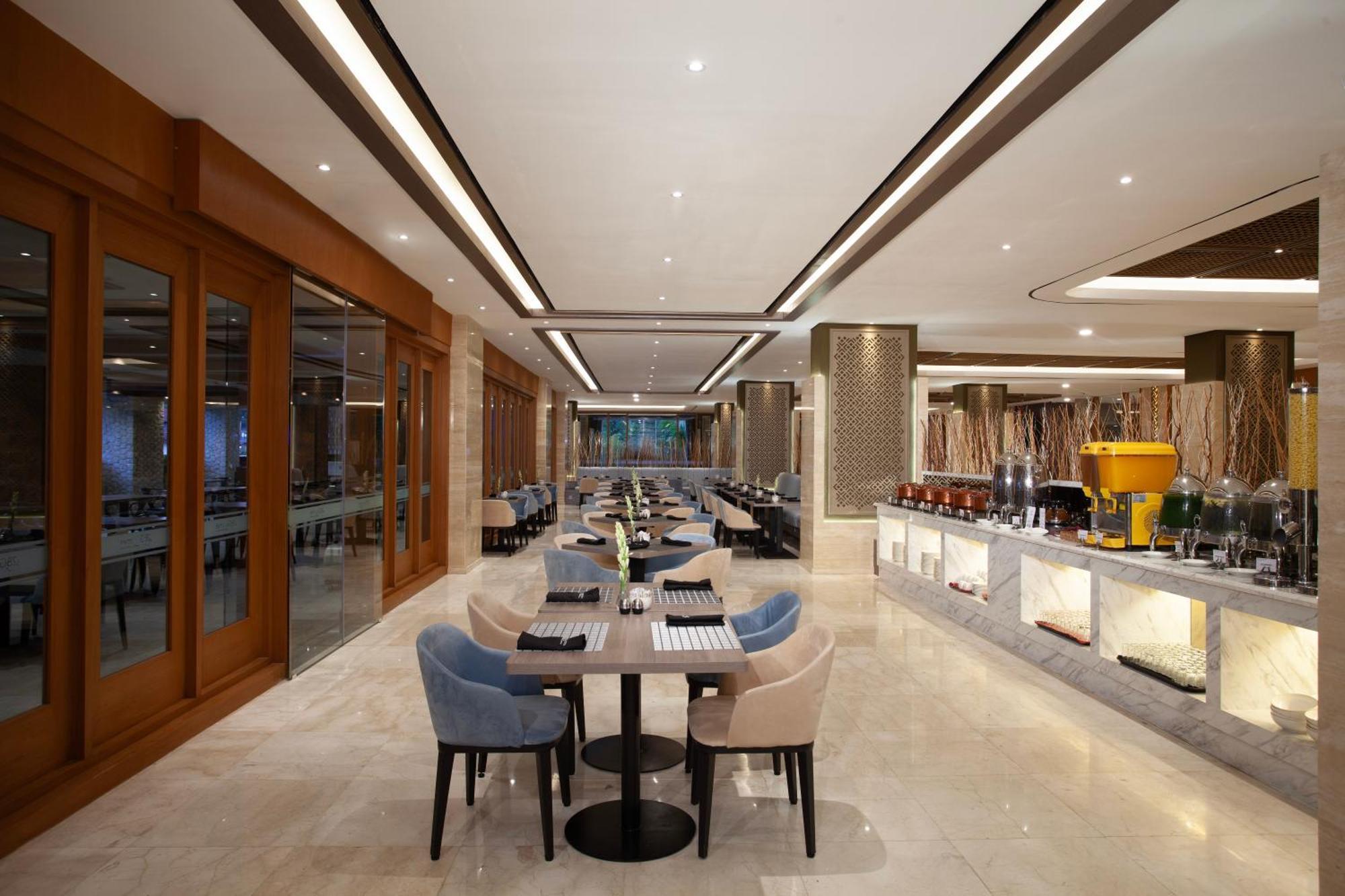 Platinum Hotel Jimbaran Beach Bali Exterior foto