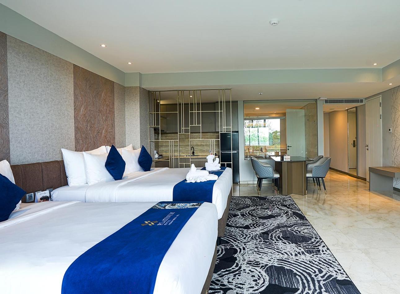 Platinum Hotel Jimbaran Beach Bali Exterior foto