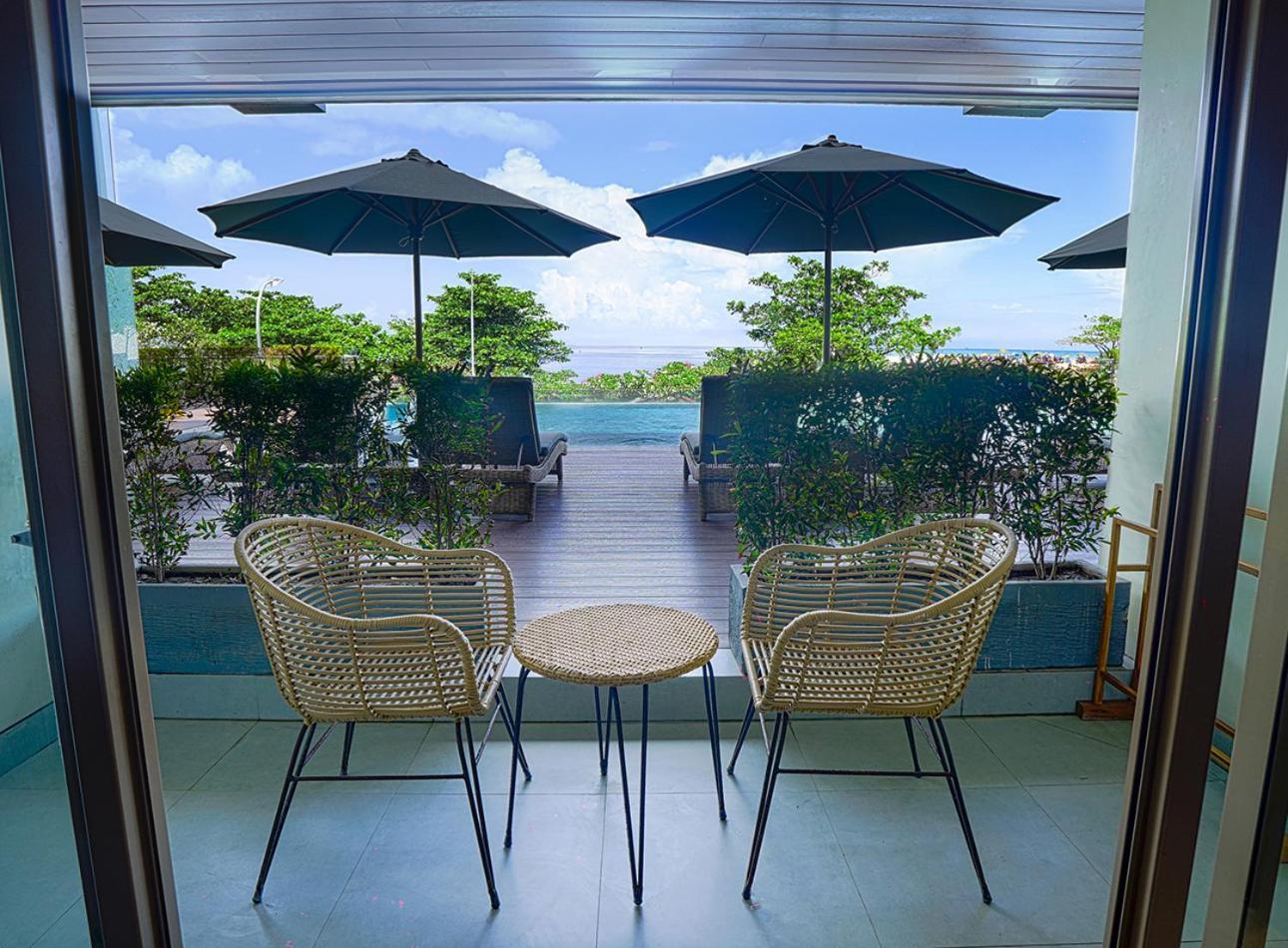 Platinum Hotel Jimbaran Beach Bali Exterior foto
